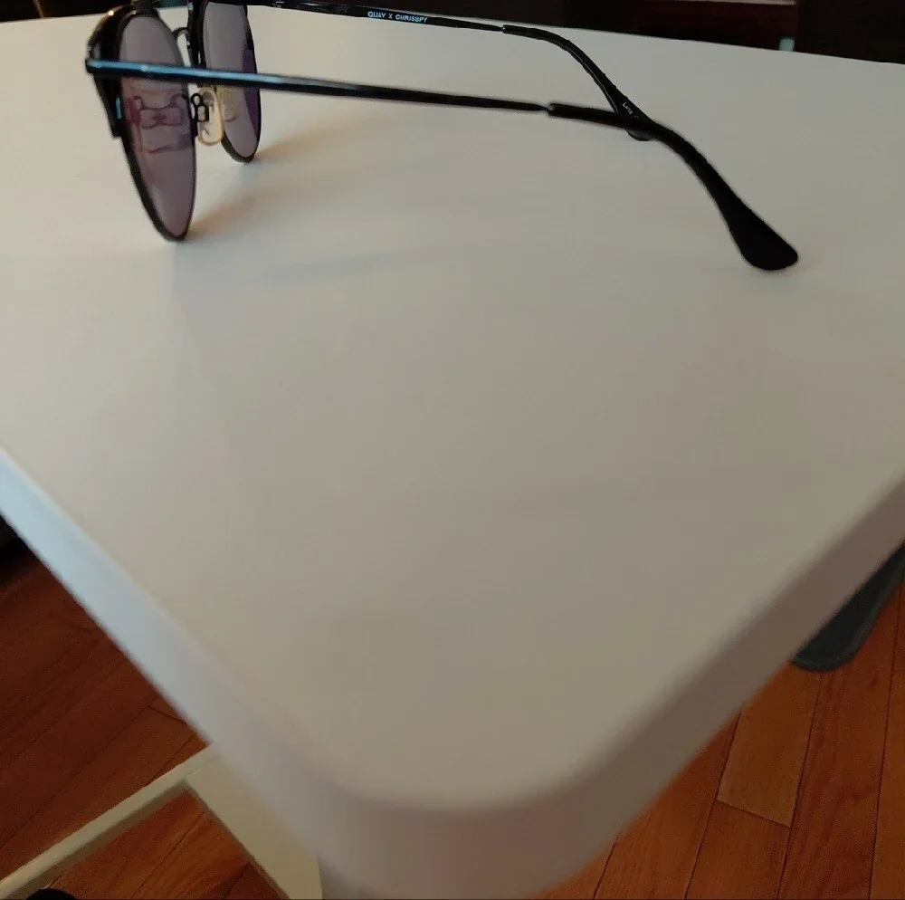 QUAY AUSTRALIA  CHRISSPY GEMINI Black Frame Sunglasses with Pink Mirrored Lenses